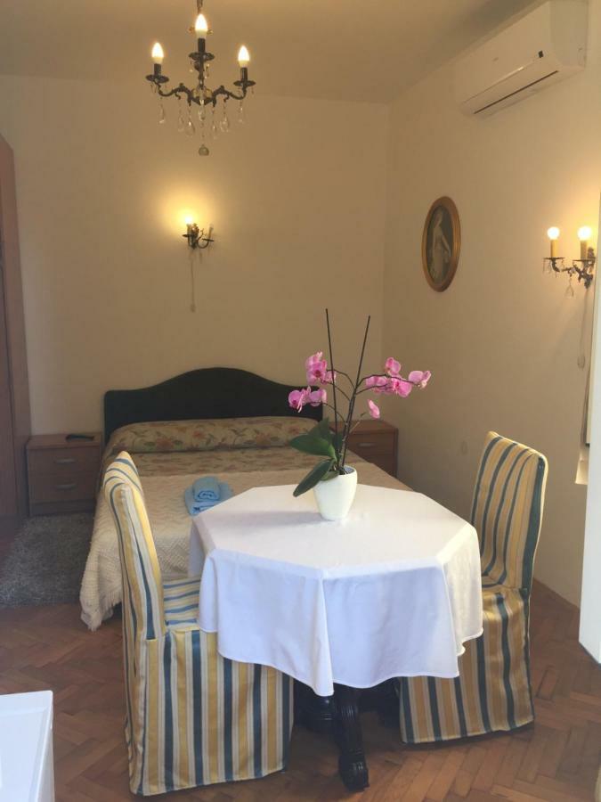 Rooms Tusculum 오파티아 외부 사진